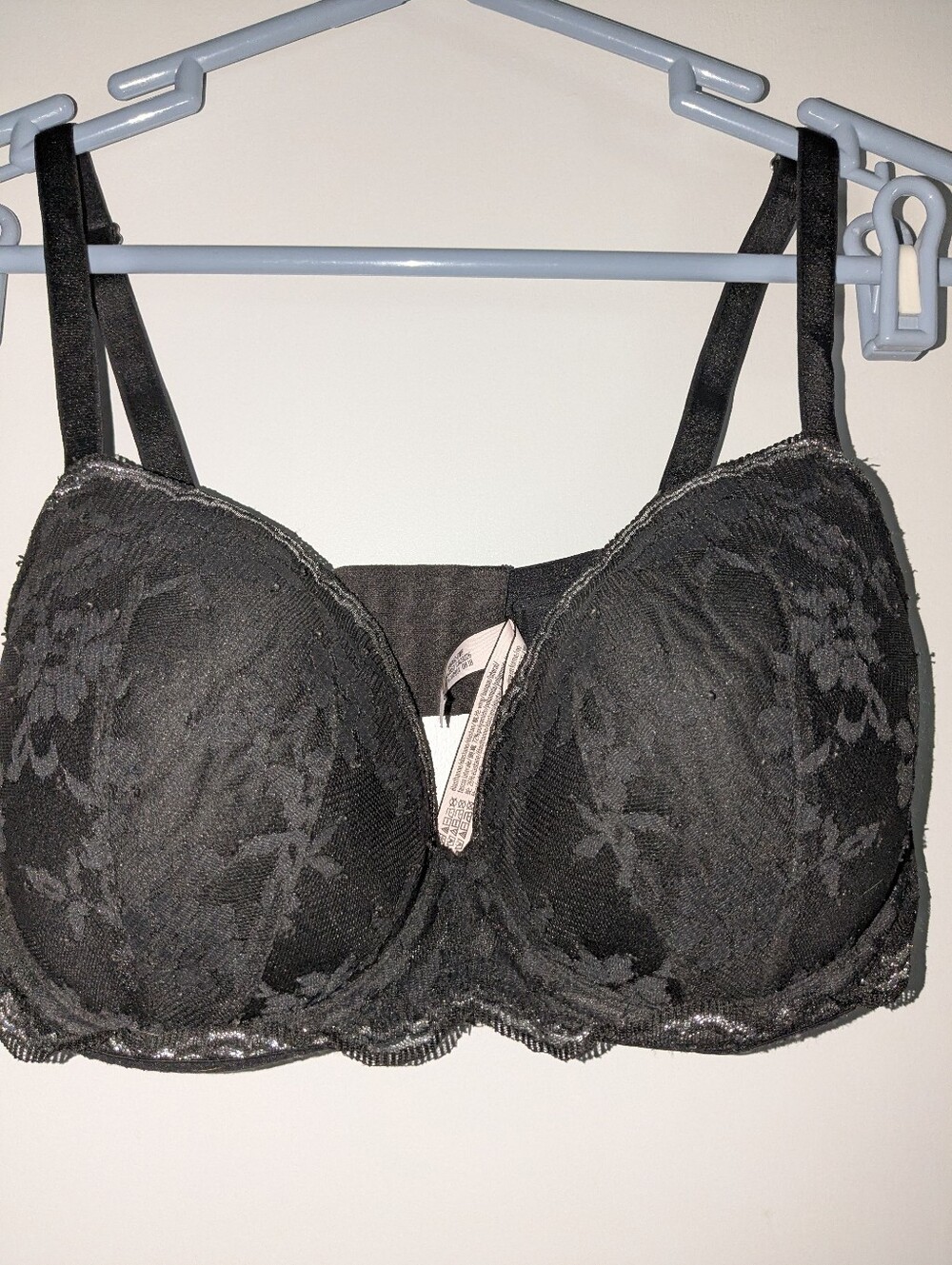 Victoria's Secret Dream Angels Black Floral Lace Lined Demi Bra 36DD